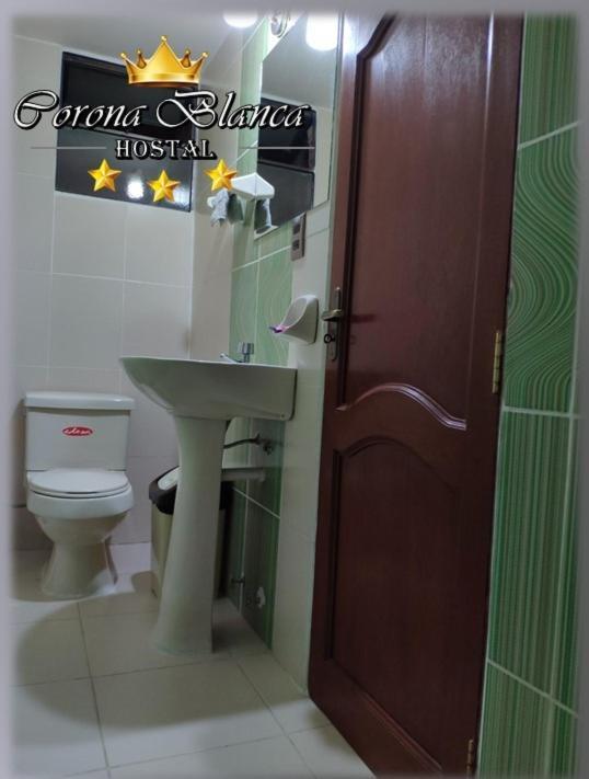 Hostal Corona Blanca Sucre Bagian luar foto
