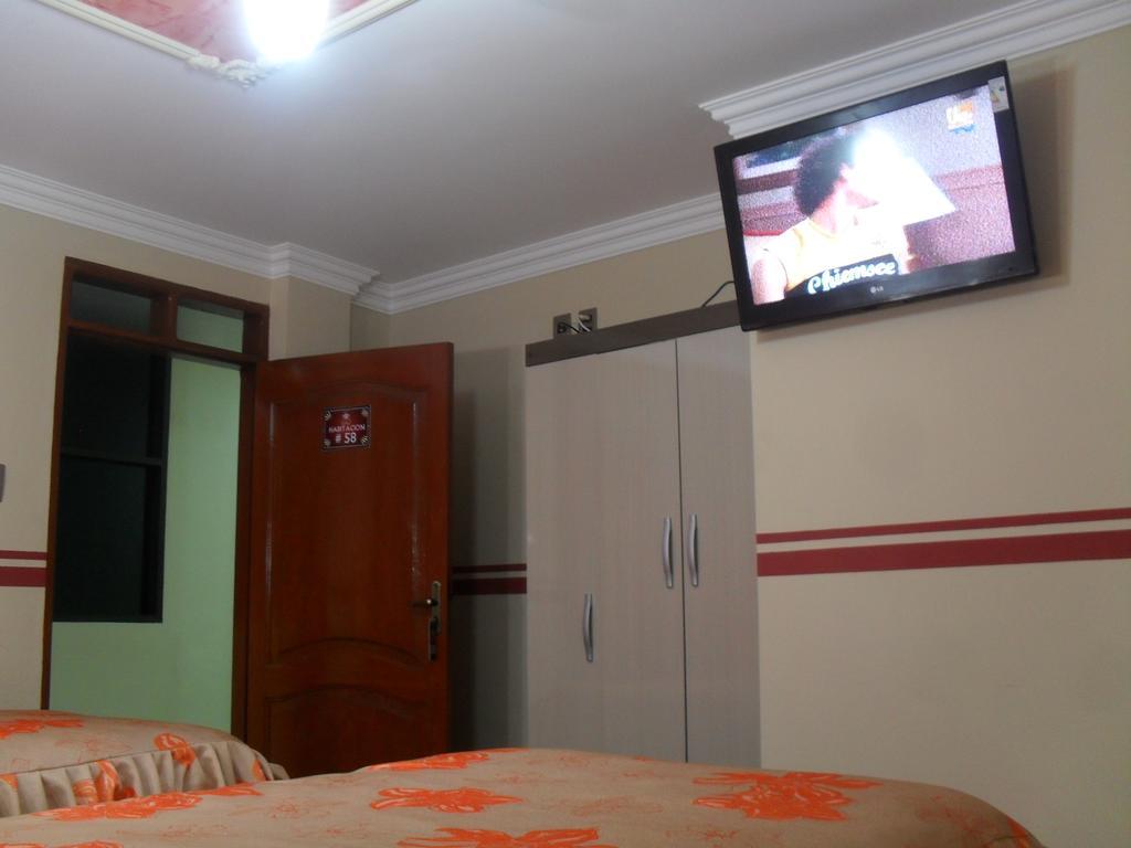 Hostal Corona Blanca Sucre Bagian luar foto