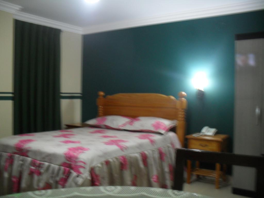 Hostal Corona Blanca Sucre Ruang foto