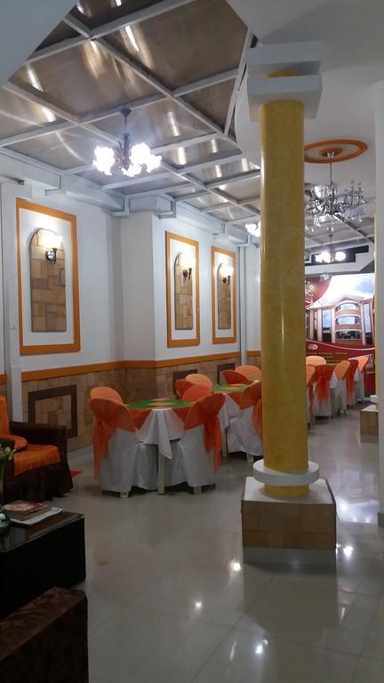 Hostal Corona Blanca Sucre Bagian luar foto